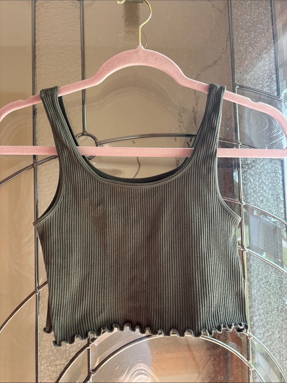 Aeropostale Olive Ribbed Lettuce-Hem Crop Tank
